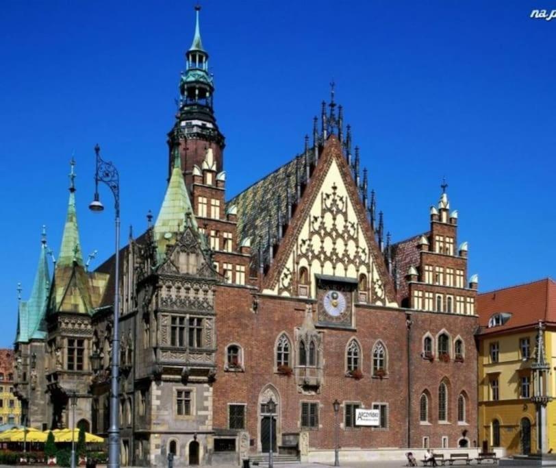 Rynek Pod Fredra Apartment Wroclaw Exterior photo